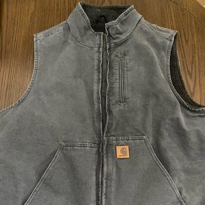Men’s Carhartt vest